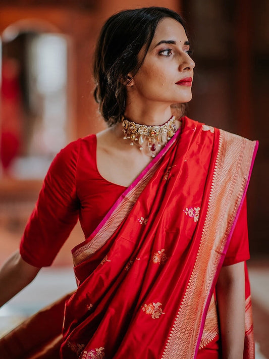 Kalini Floral Woven Design Zari Banarasi Saree | Swadesiicart
