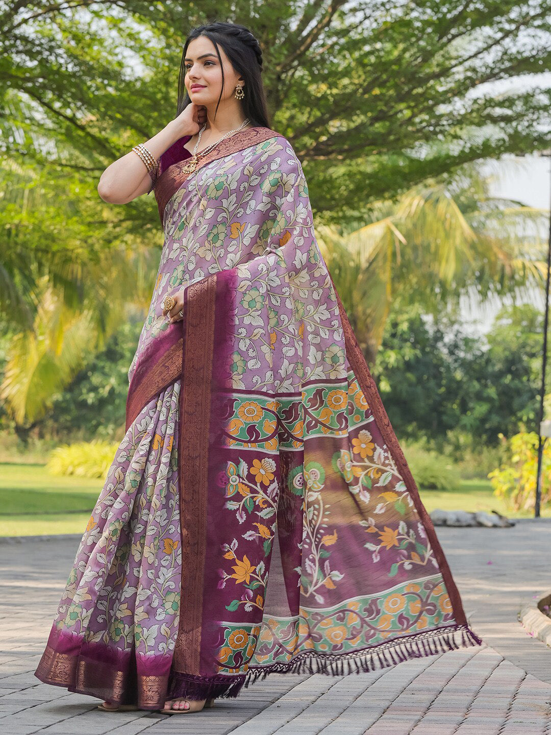 Tikhi Imli Floral Printed Zari Ready to Wear Saree | Swadesiicart