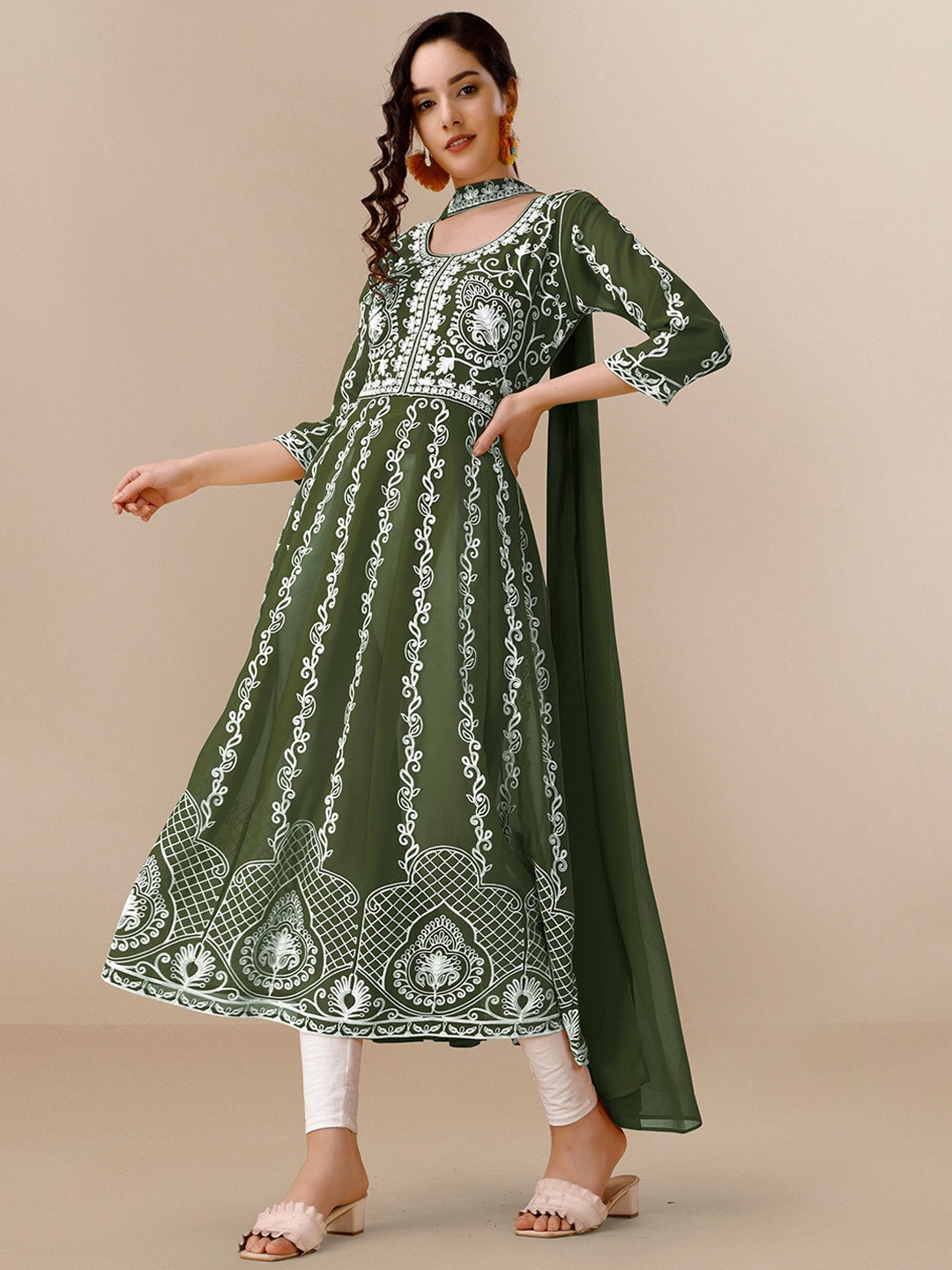 HERE&NOW Green & White Ethnic Motifs Embroidered Chikankari Kurta & Dupatta | Swadesiicart