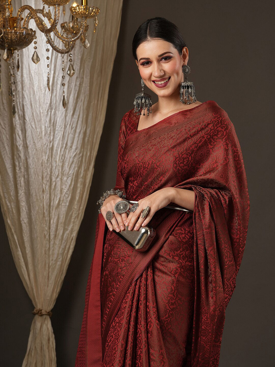 Saree Mall Maroon Woven Design Zari Silk Blend Banarasi Sarees | Swadesiicart