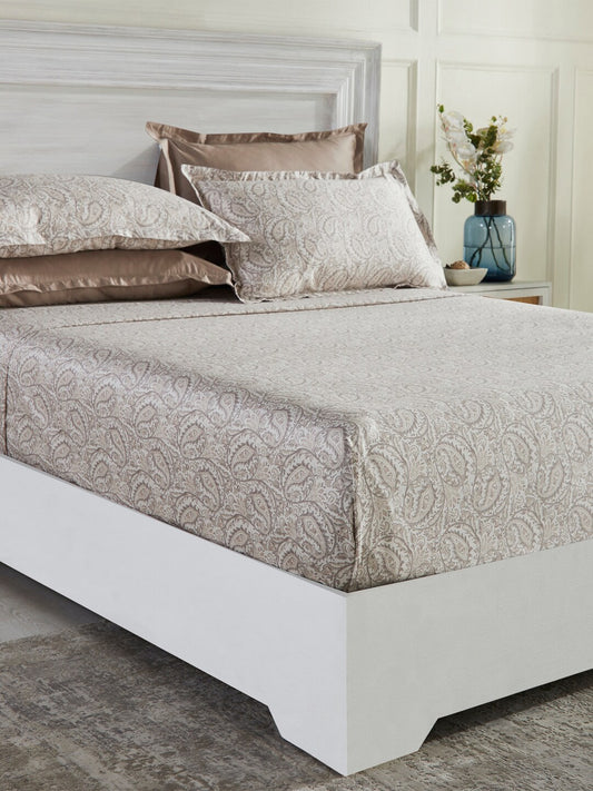 MYTRIDENTBeige White Ethnic Motifs 100% Cotton 400 TC King Bedsheet with 4 Pillow Covers - Swadesiicart
