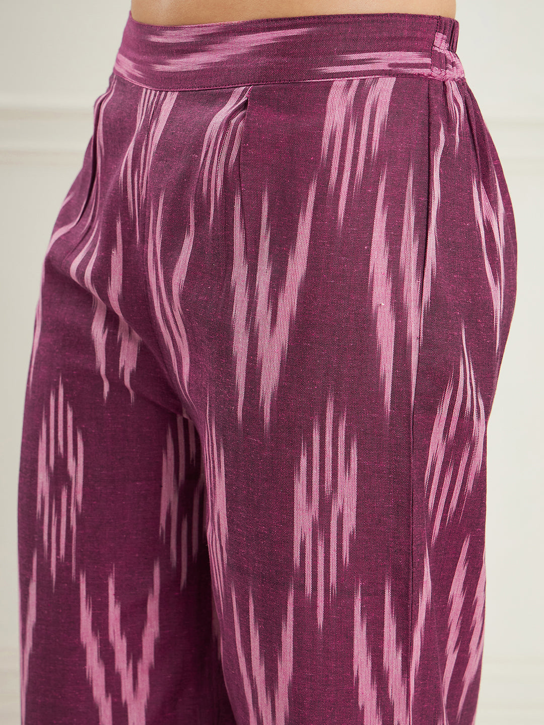 InWeave Women's Wine Ikkat Print V Neck Kurta Pant Set - Swadesiicart