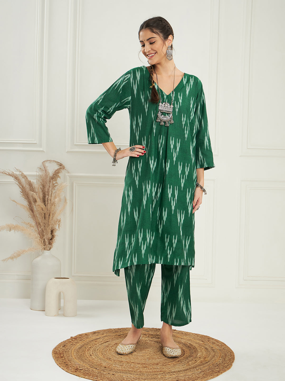 InWeave Women's Green Ikkat Print V Neck Kurta Pant Set - Swadesiicart