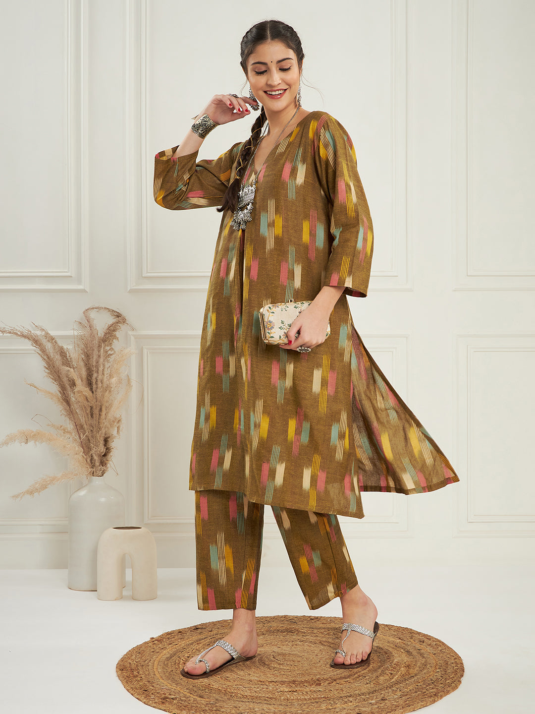 InWeave Women's Olive Ikkat Print V Neck Kurta Pant Set - Swadesiicart