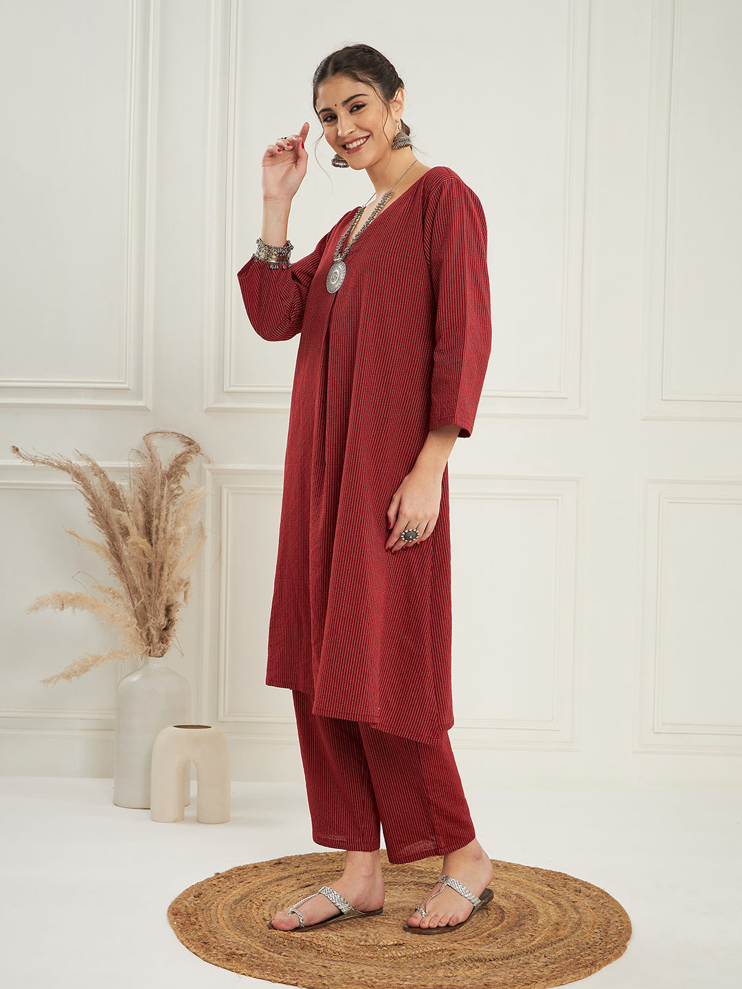 InWeave Women's Ruby Maroon Kantha V Neck Kurta Pant Set - Swadesiicart