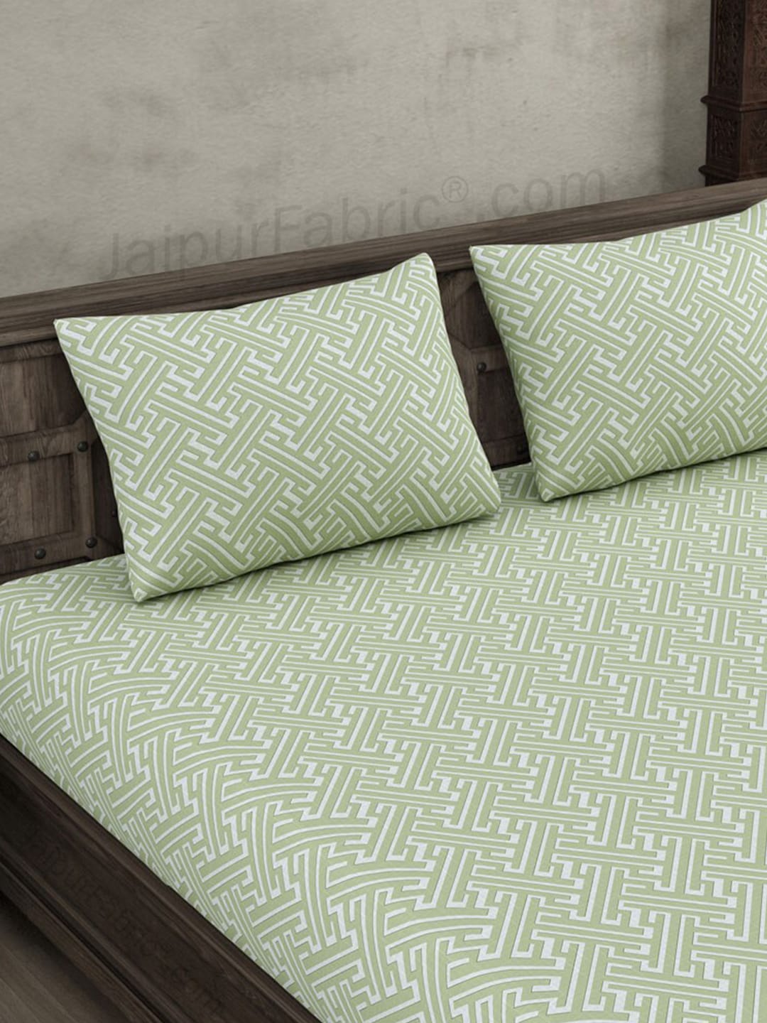 JAIPUR FABRIC Green & White Ethnic Motifs 250 TC Cotton King Bedsheet with 2 Pillow Covers | Swadesiicart