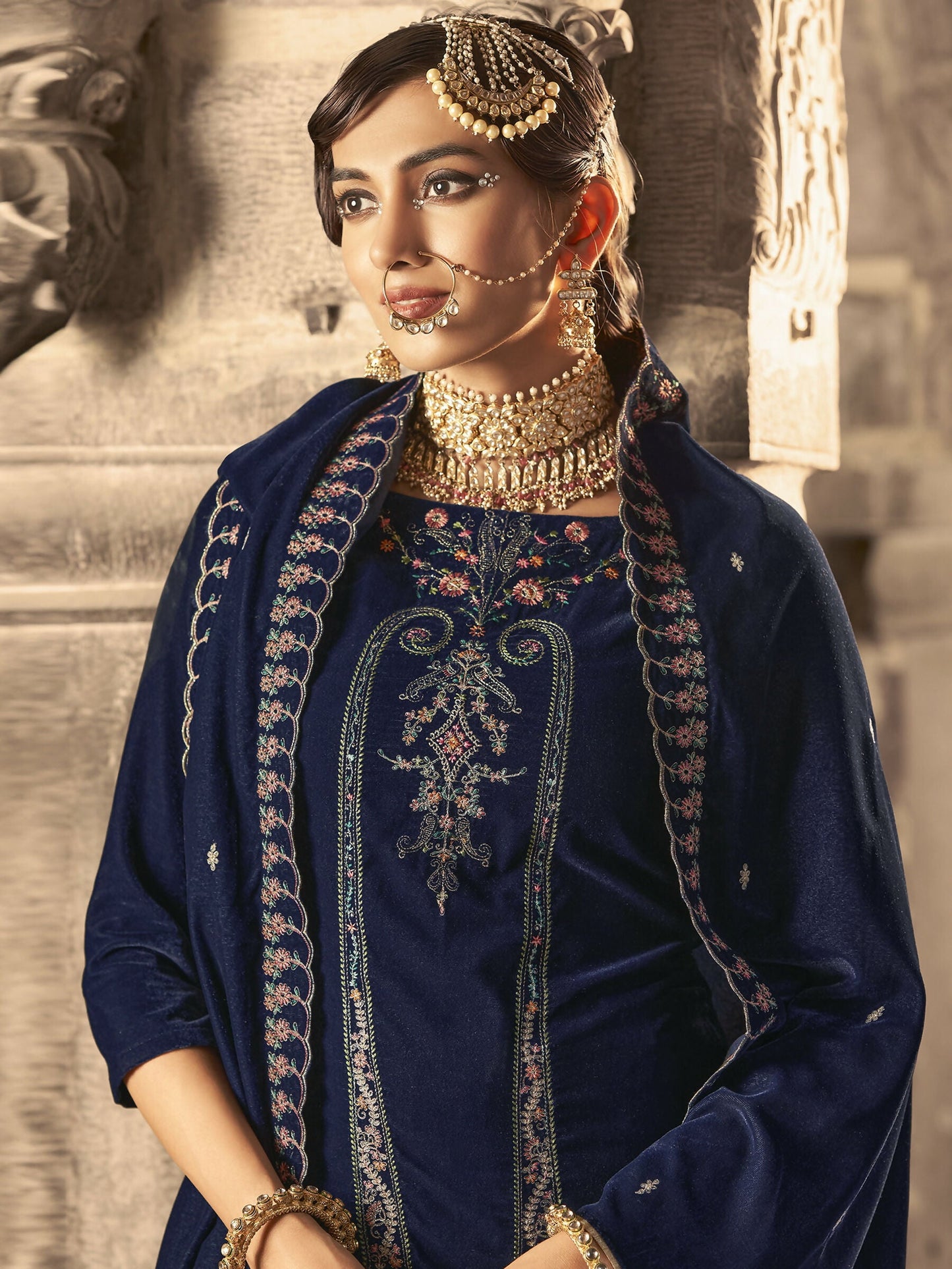 Jyoti Fashion Women's Navy Blue Velvet Floral Resham Thread with Jari work Kurta with Trouser & Dupatta | Swadesiicart