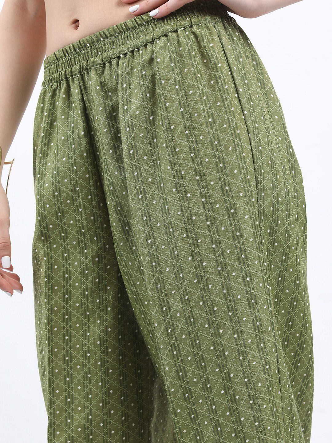 Vishudh Ethnic Motifs Printed Sleeveless Regular Kurta With Palazzos - Swadesiicart