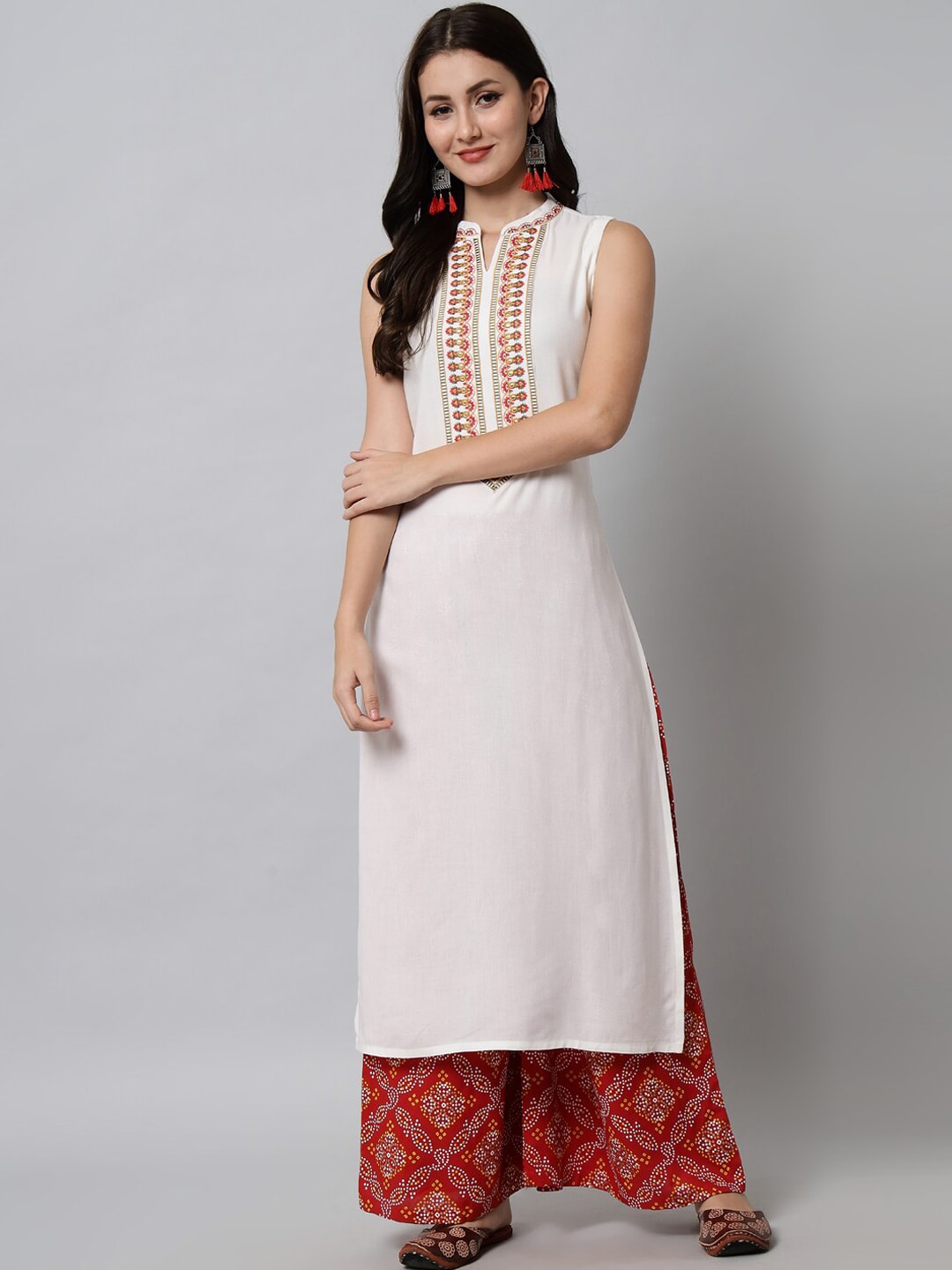 Kalini Women White Embroidered Thread Work Kurta - Swadesiicart