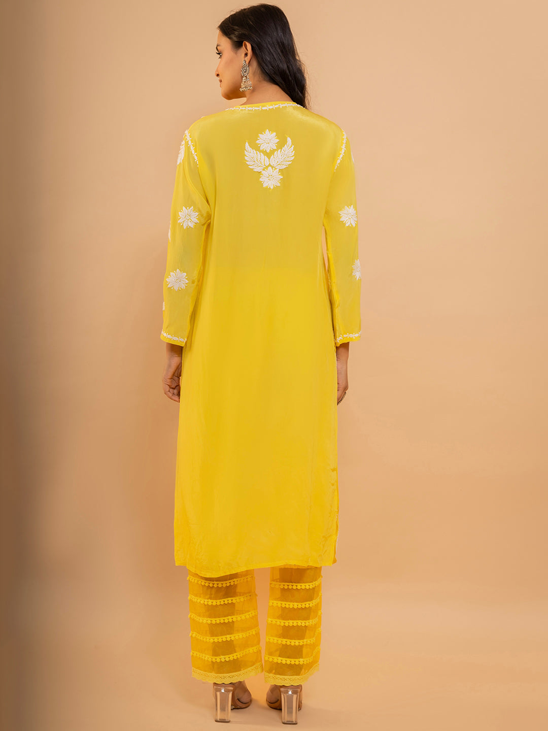 HOUSE OF KARI Floral Embroidered Chikankari Kurta | Swadesiicart