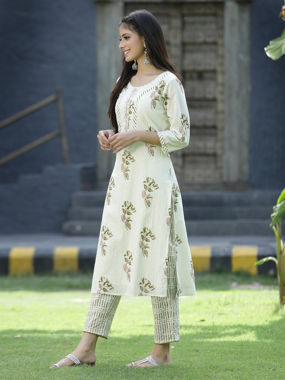 Juniper Off White Cotton Dobby Festive Printed Straight Kurta Sets For Women - Swadesiicart