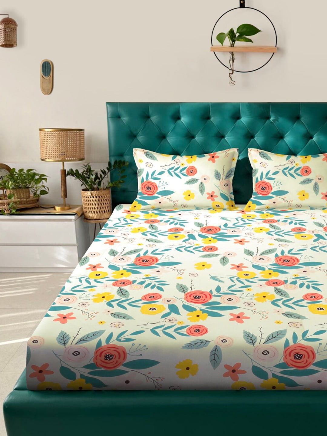 KLOTTHE White & Grey Floral Print 300 TC Fitted Double King Bedsheet With 2 Pillow Covers - Swadesiicart