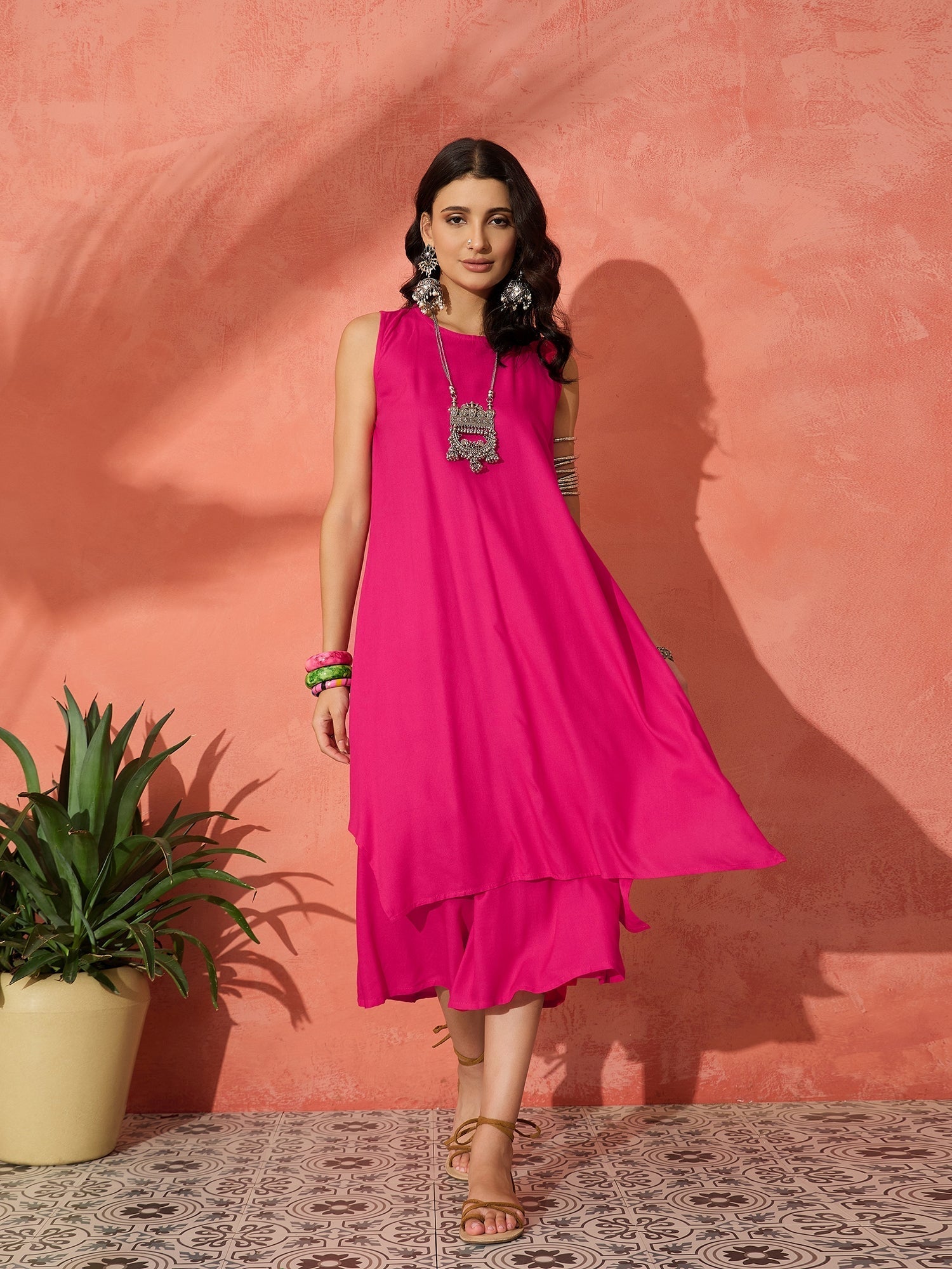InWeave Fuchsia Short Kurta Palazzo Set - Swadesiicart