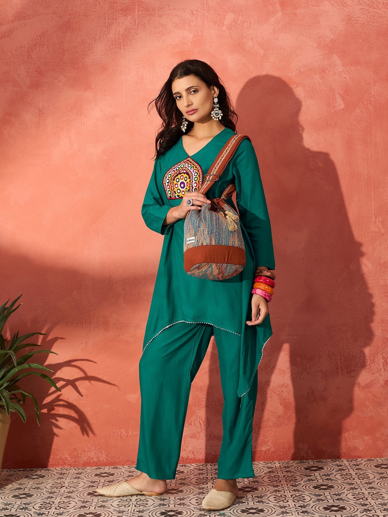 InWeave Teal Triangle Patch Kurta Set - Swadesiicart
