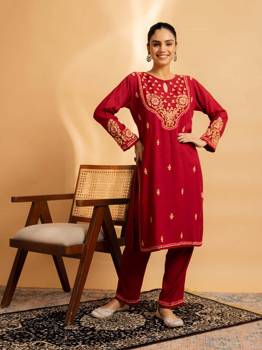HOUSE OF KARI Floral Embroidered Chikankari Kurta With Palazzos | Swadesiicart