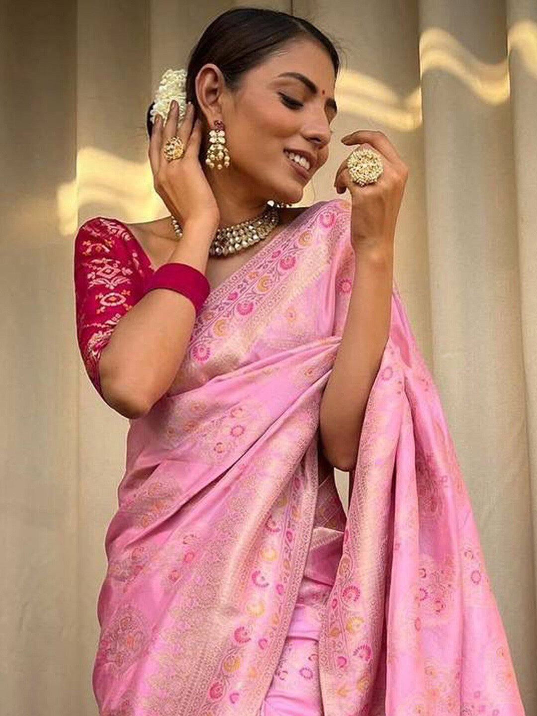 Kalini Woven Design Zari Silk Blend Banarasi Saree | Swadesiicart