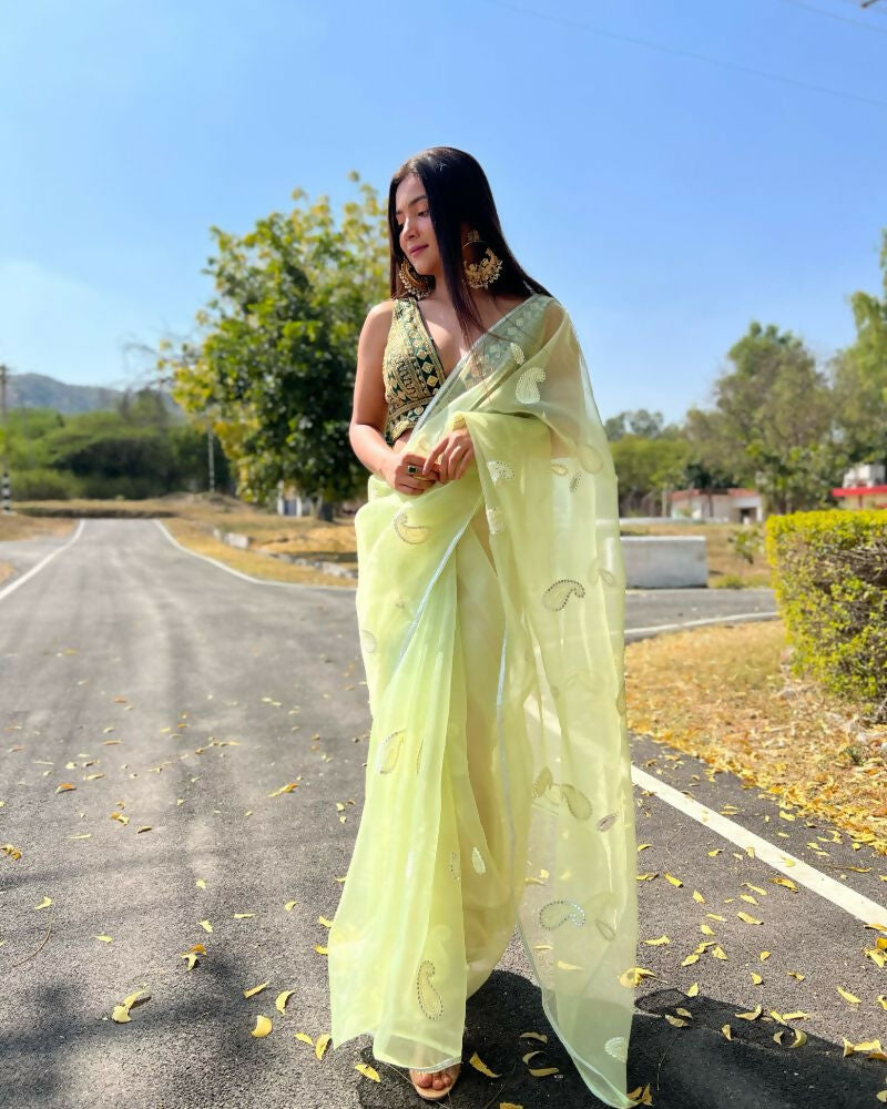 Vamsee Samriddhi Green Organza Saree - Swadesiicart