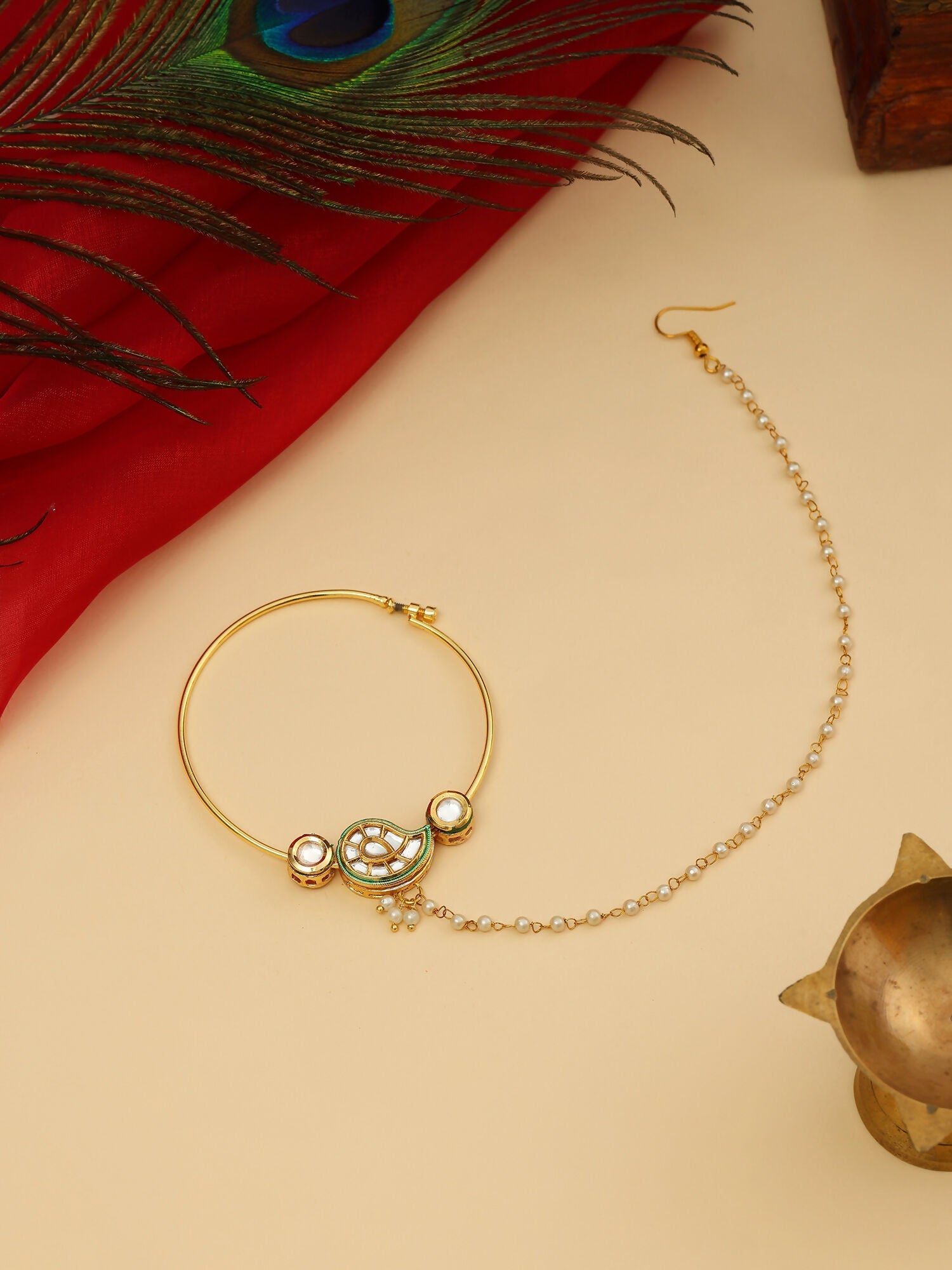 Ruby Raang 22k Gold Polished Kundan Maharani Nose Ring (Clip On) | Swadesiicart