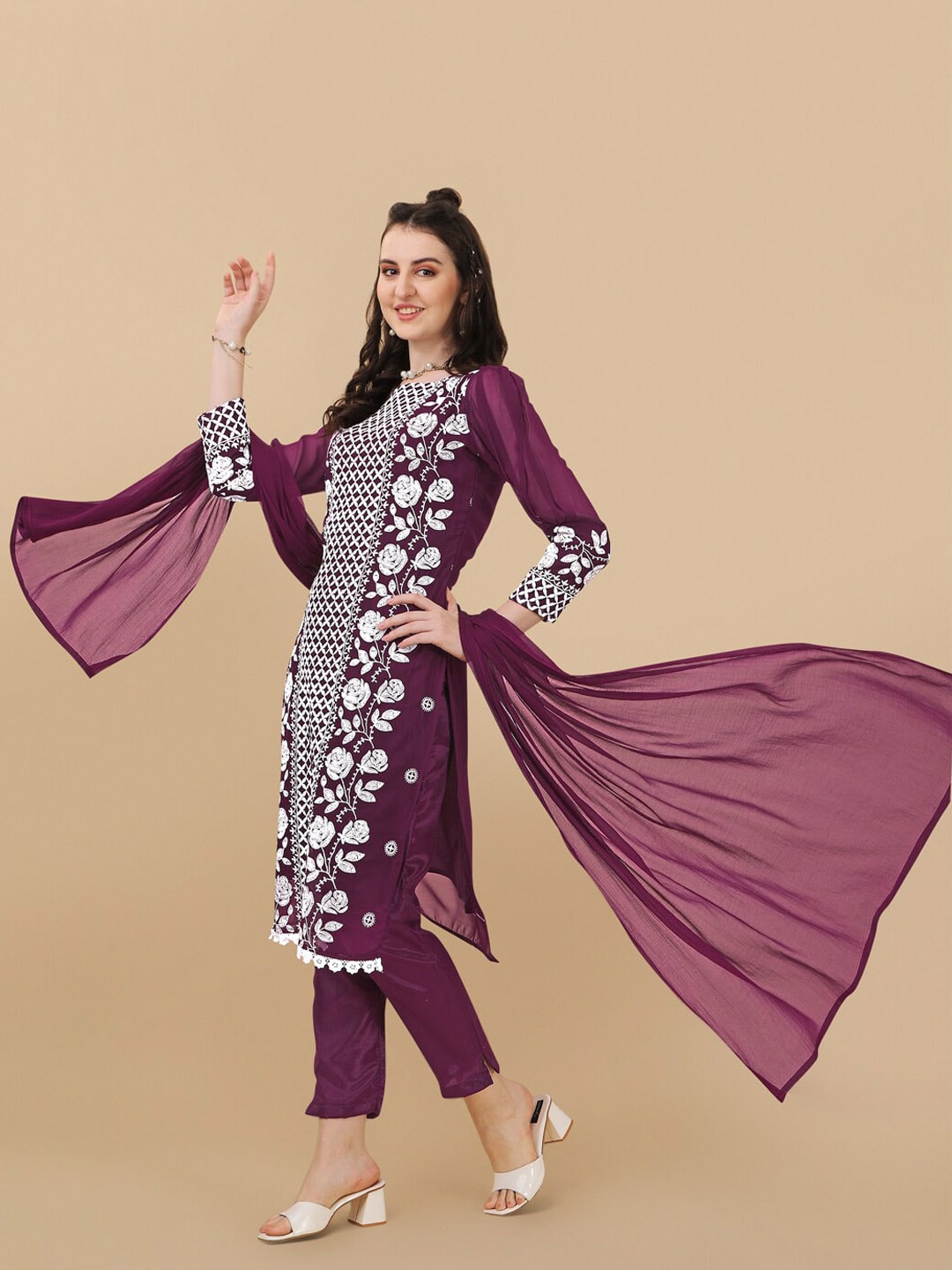 HERE&NOW Floral Embroidered Chikankari Kurta with Trousers & Dupatta | Swadesiicart