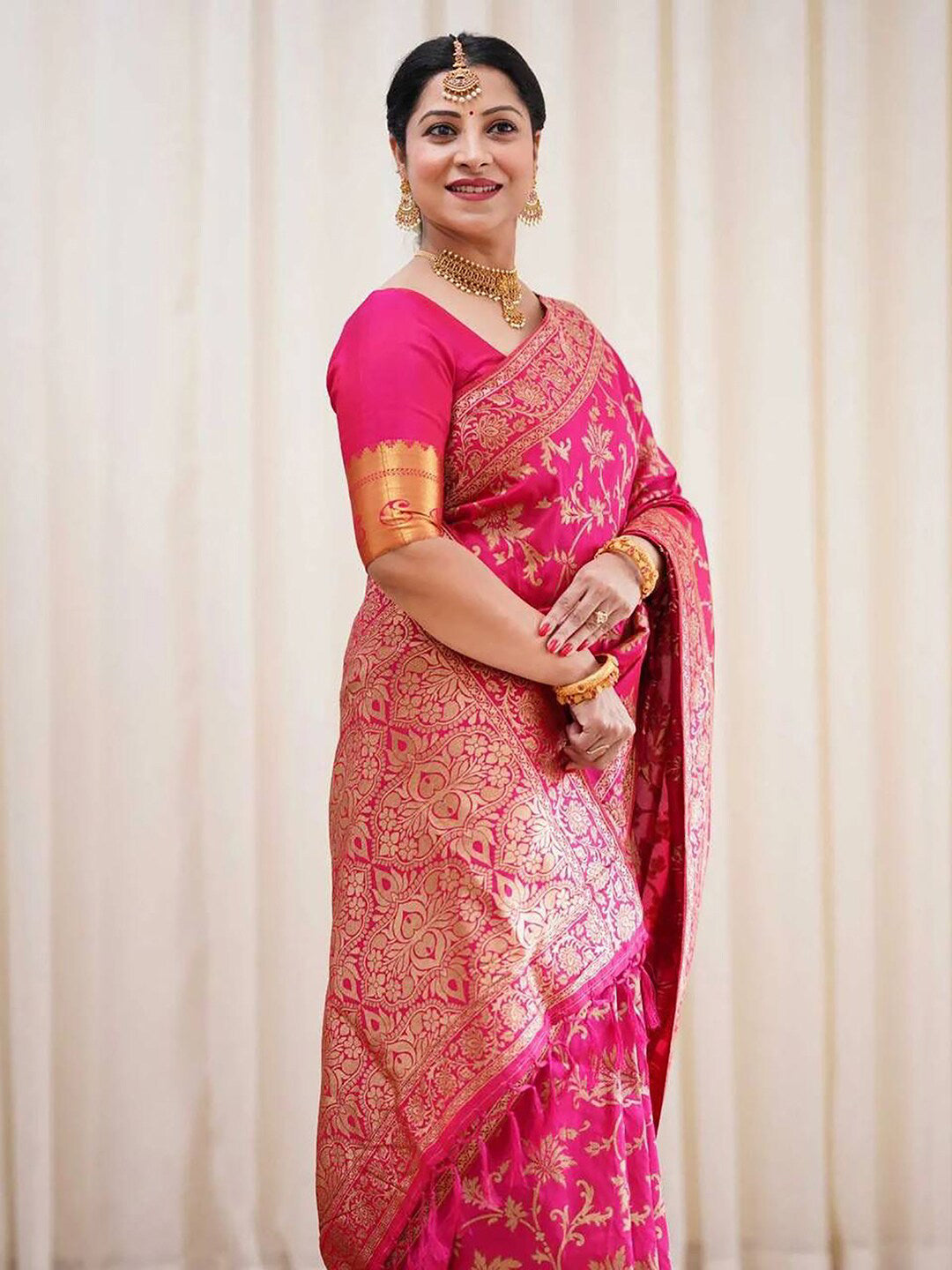 Kalini Floral Woven Design Banarasi Saree | Swadesiicart