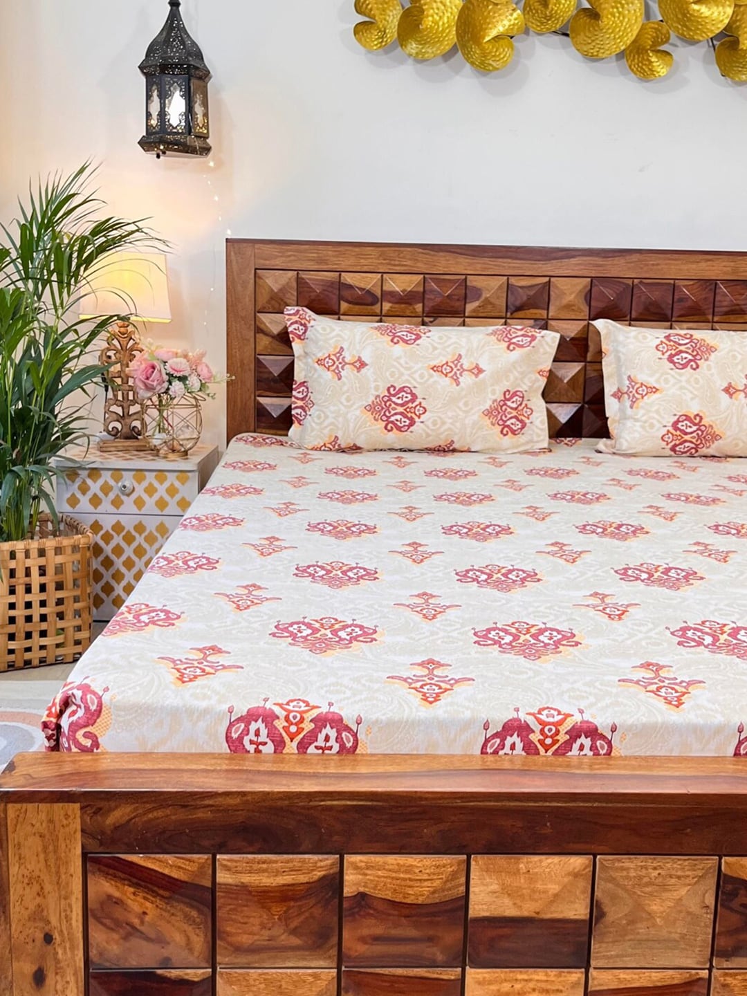URBAN SPACE Divine White Ethnic Motifs 144 TC Cotton Queen Bedsheet & 2 Pillow Covers - Swadesiicart