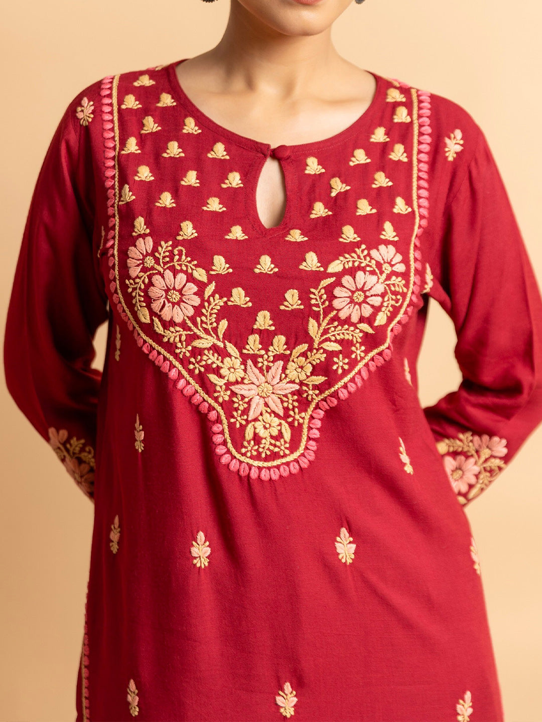 HOUSE OF KARI Floral Embroidered Chikankari Kurta With Palazzos | Swadesiicart