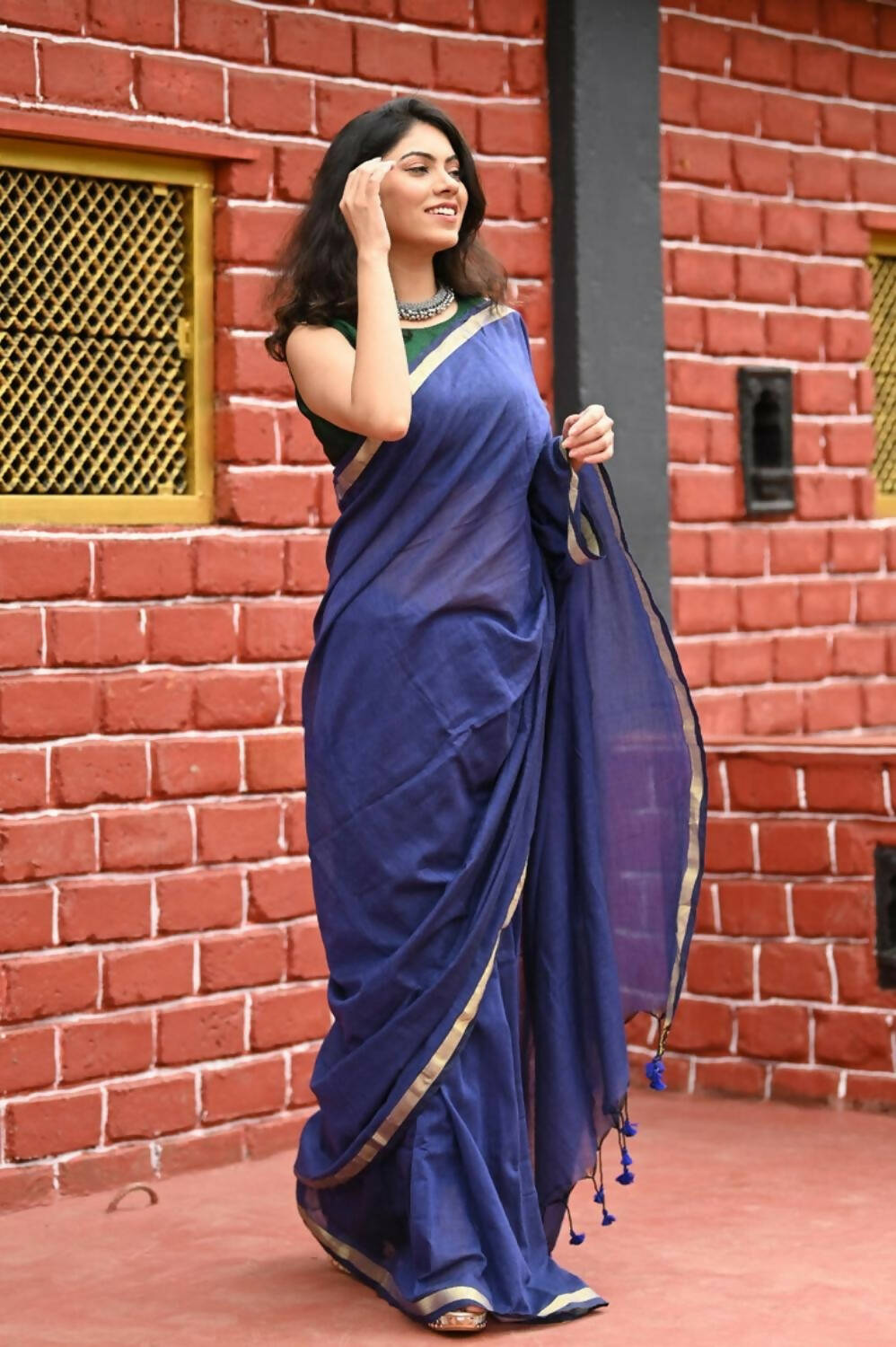Very Much Indian Pure Cotton Handloom Saree With Intricate Borders - Violet | Swadesiicart