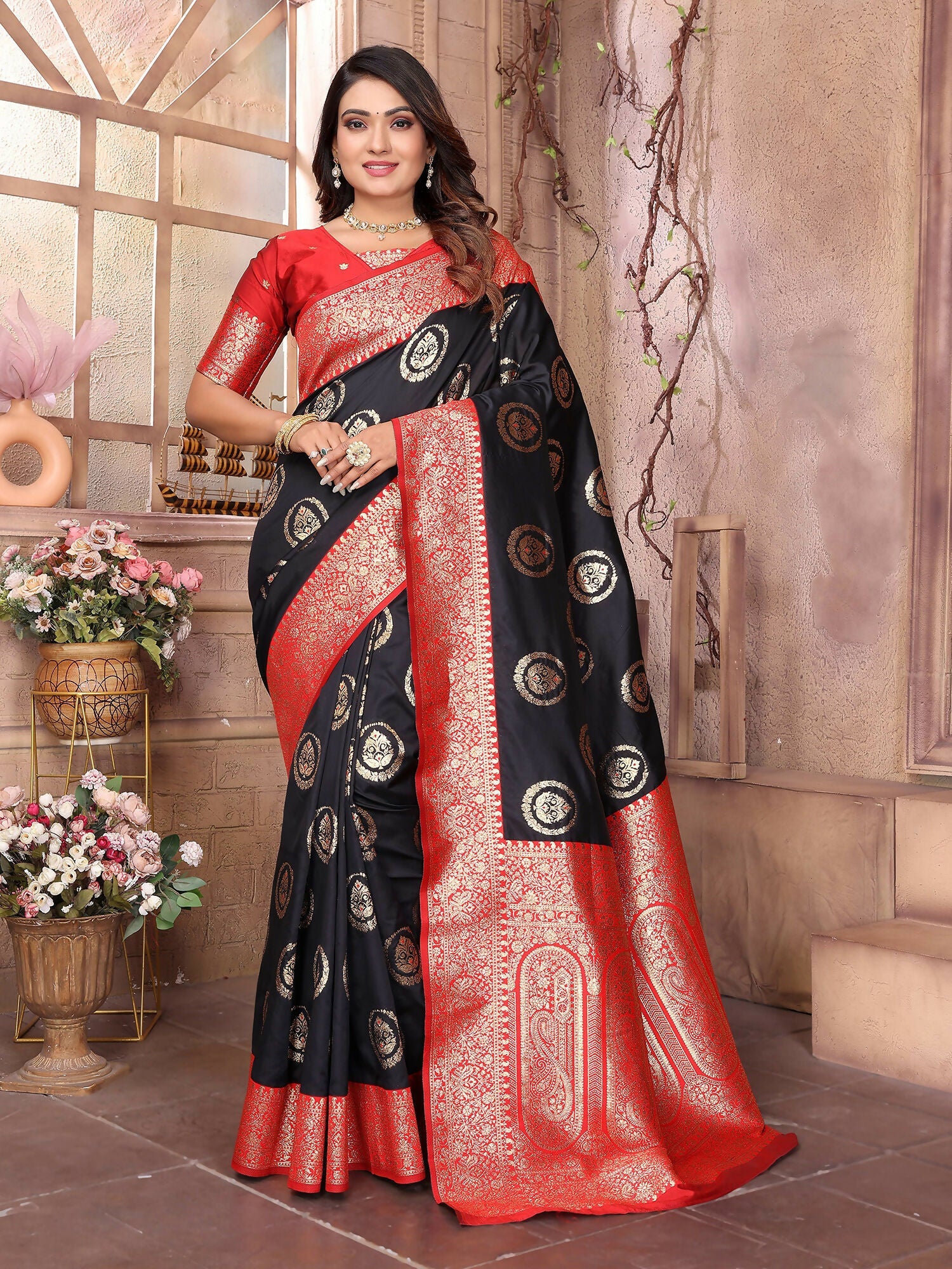 Joban Fashion Black Banarasi Soft Silk Woven Saree | Swadesiicart