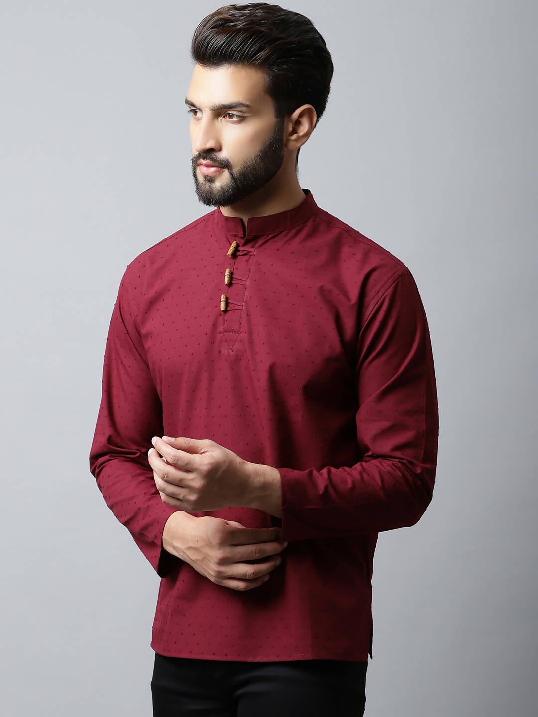 Even Apparels Maroon Color Pure Cotton Men's Kurta With Side Placket (SLD1182) | Swadesiicart