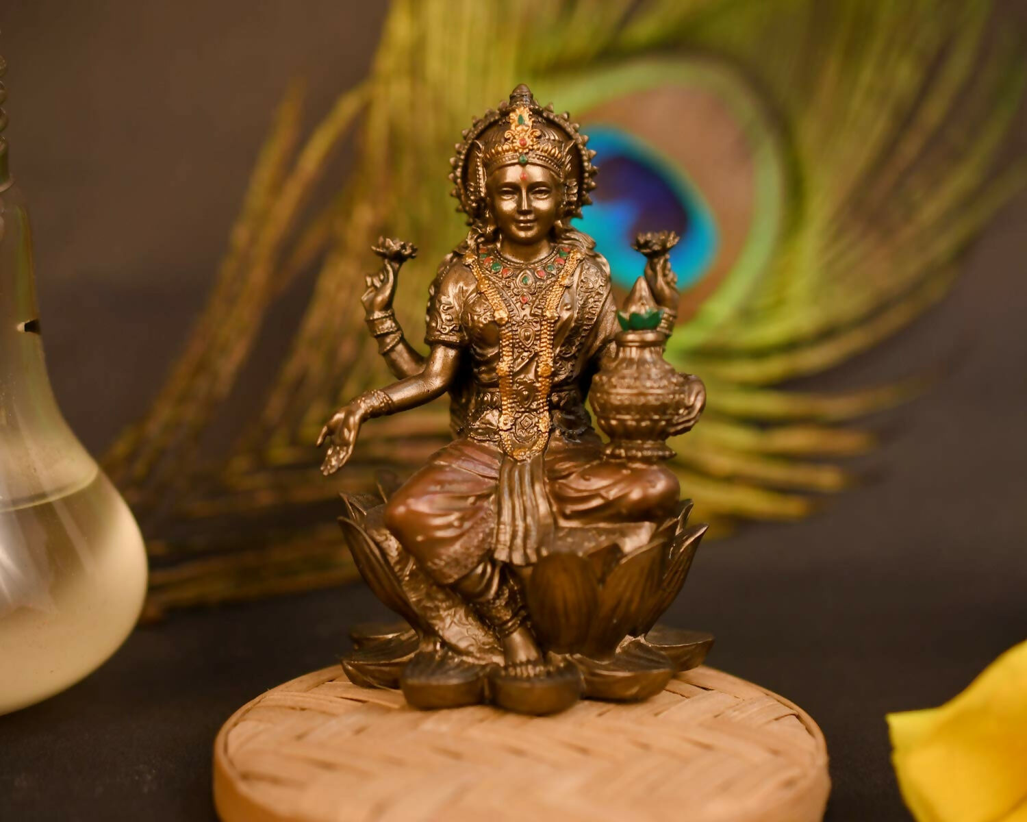 Collectible India Goddess Lakshmi Idol - Swadesiicart