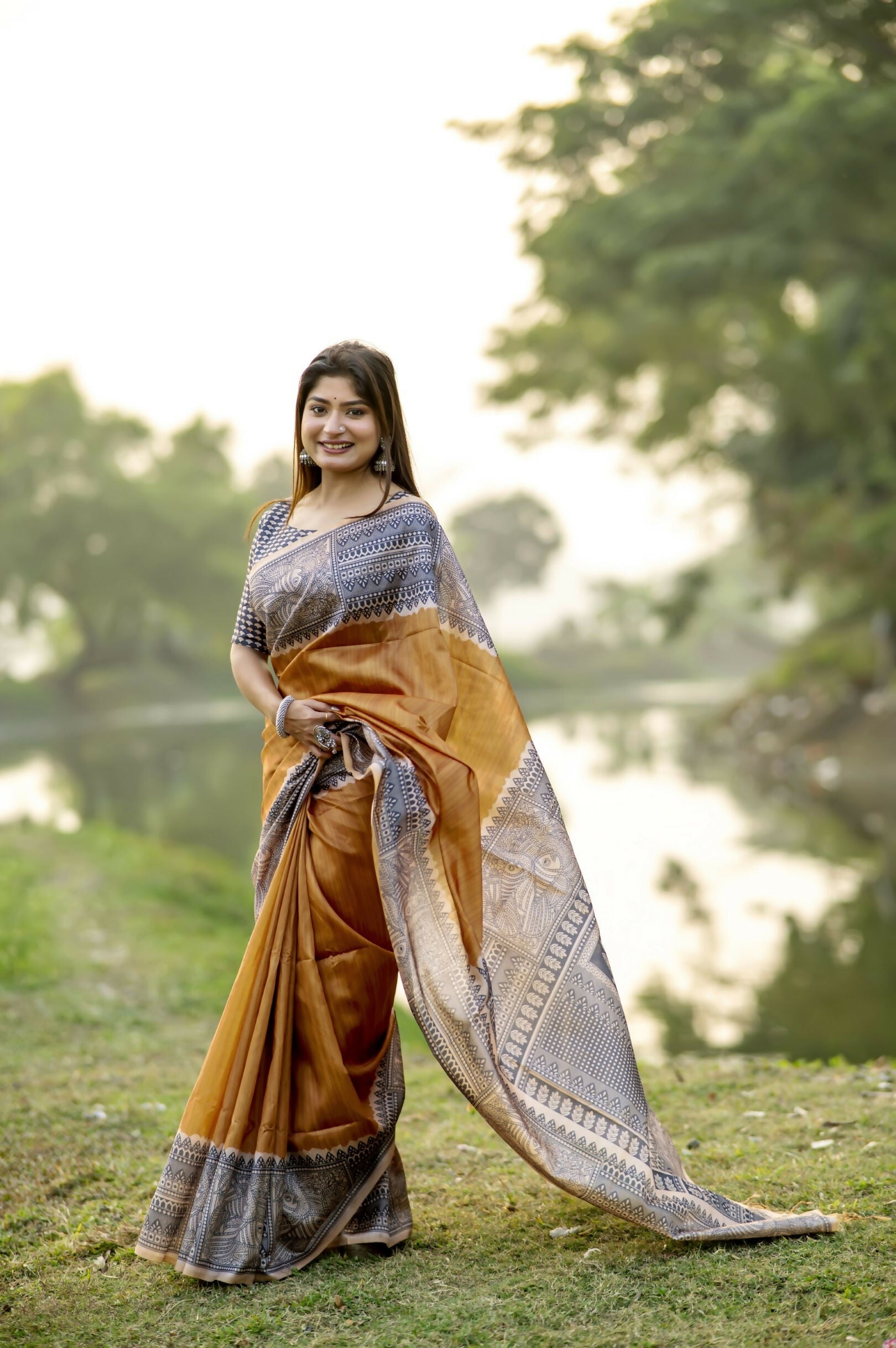 Vishnu Weaves Women's Mustard Soft Tussar Silk Saree with Blouse - Swadesiicart