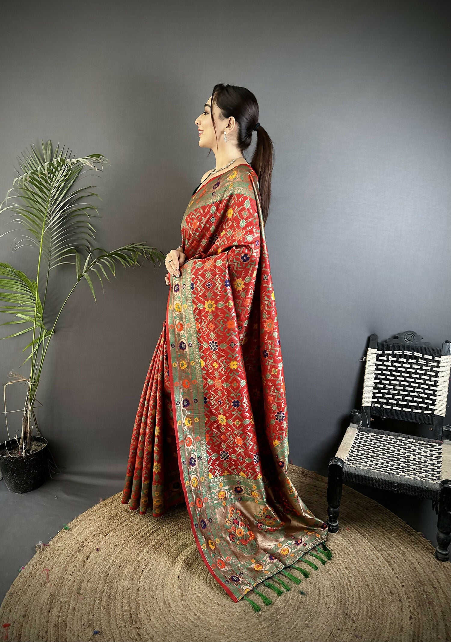 Joban Fashion Red Banarasi Soft Silk Woven Saree | Swadesiicart