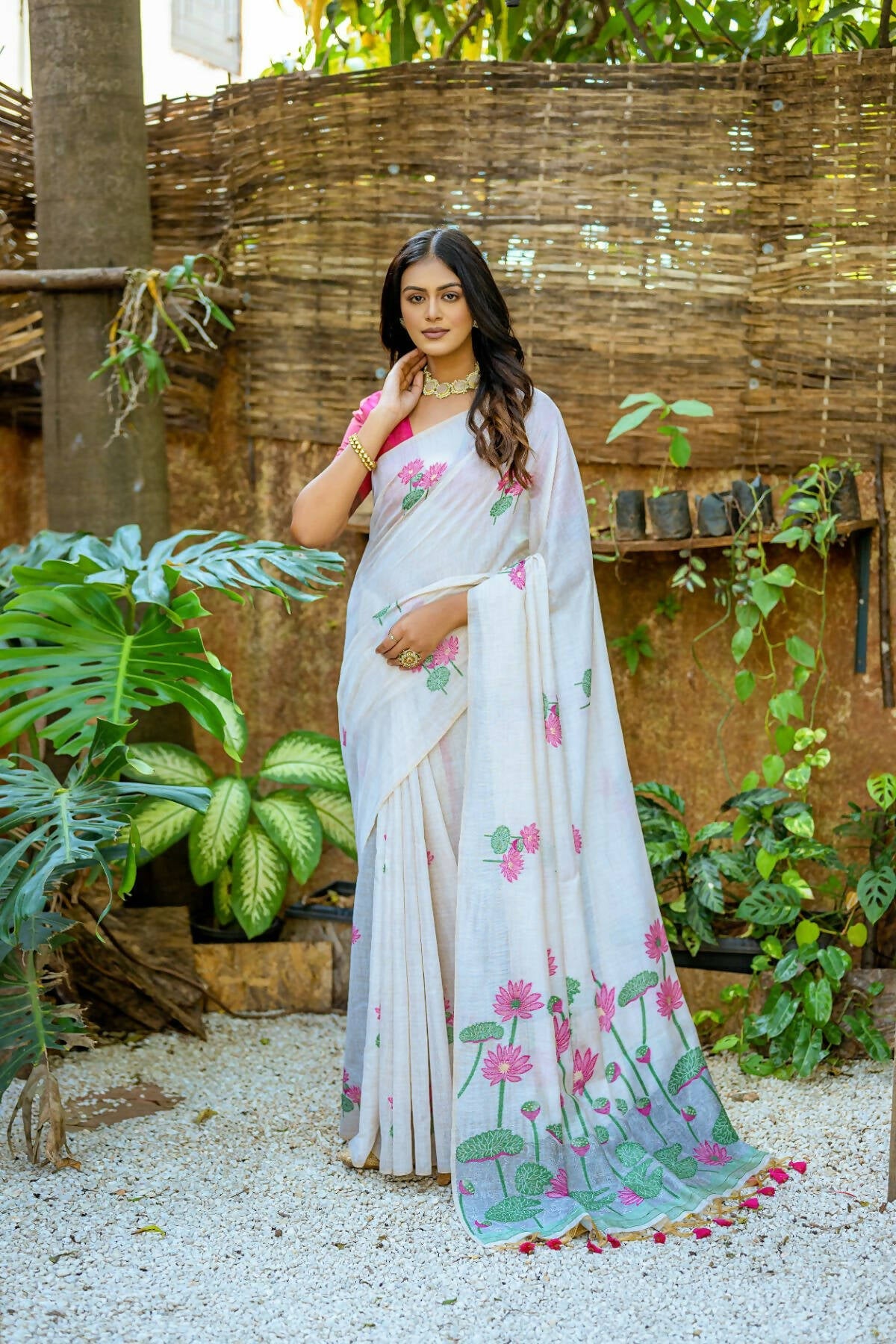 Vishnu Weaves Women's Pink Muga Cotton Woven Butti Saree with Blouse - Swadesiicart