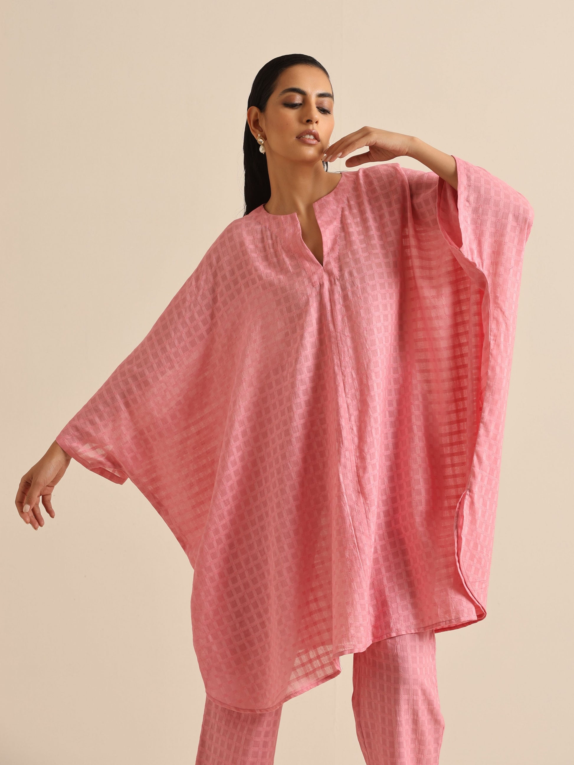 trueBrowns Light Pink Dobby Oversized Co-Ord Set - Swadesiicart