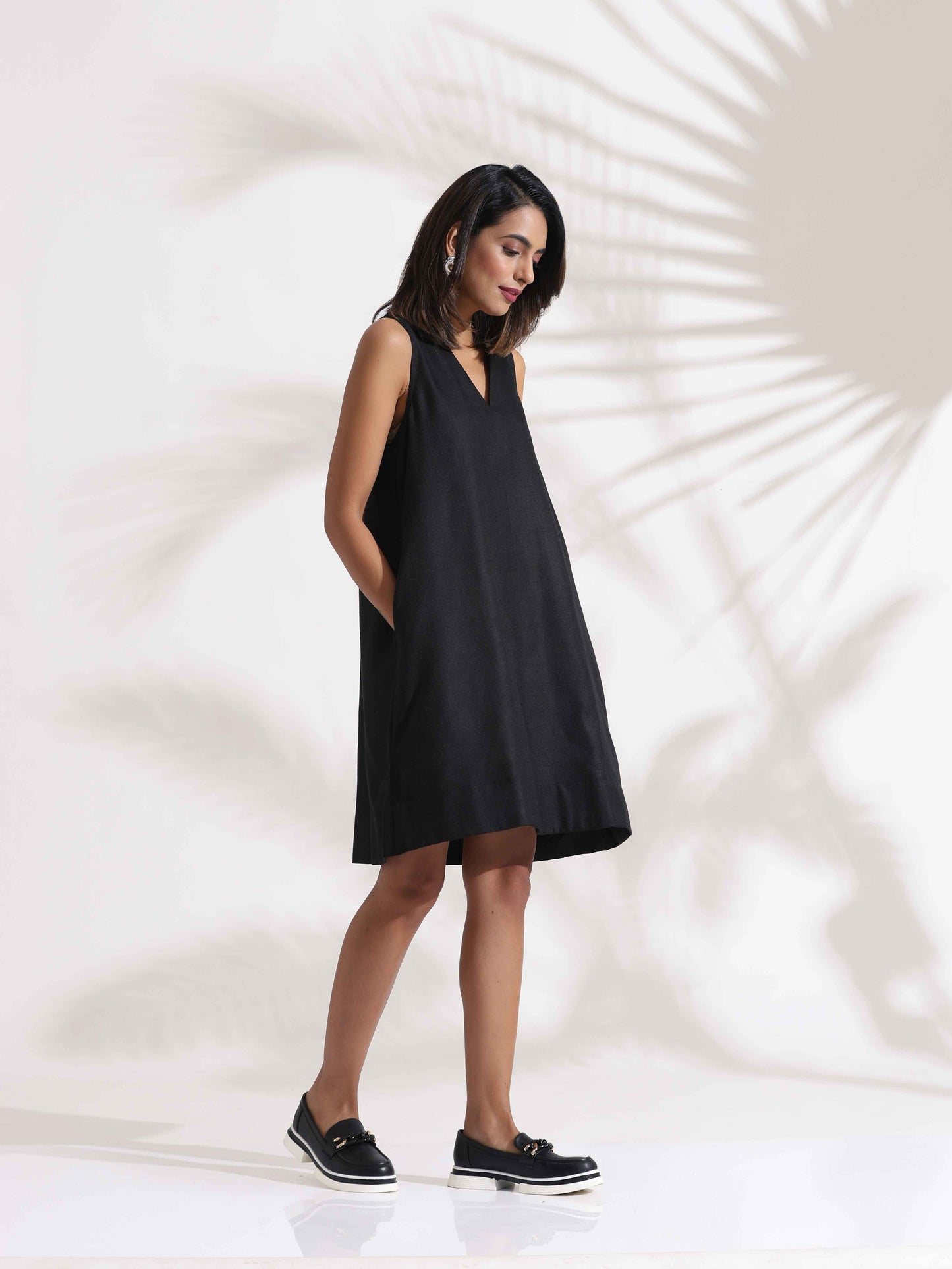 trueBrowns Black Slub Dress | Swadesiicart