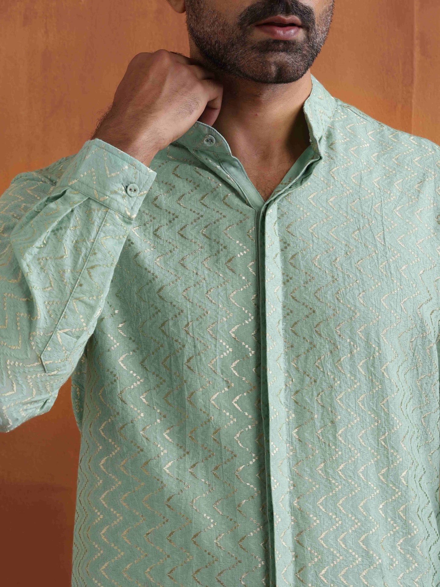 trueBrowns Men's Green Cotton Dobby Front Open Short Kurta | Swadesiicart