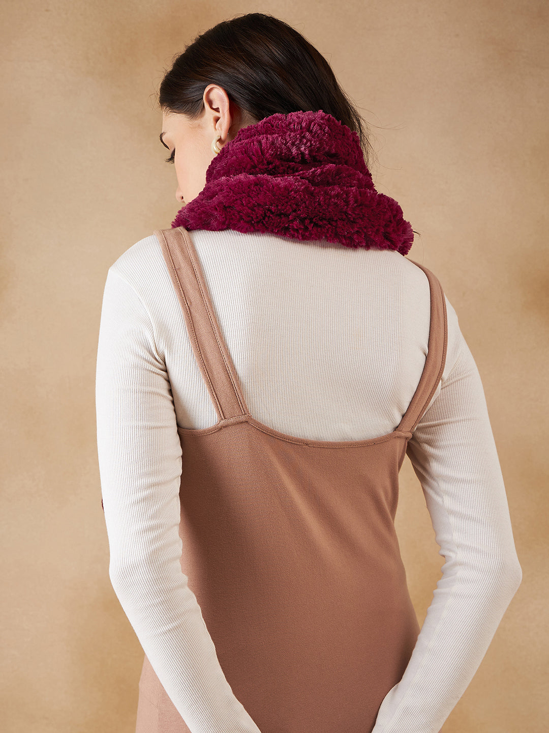 InWeave Women's Burgundy Faux Fur Neck Warmer - Swadesiicart