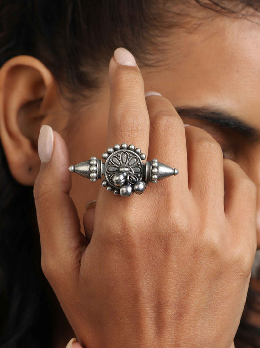 trueBrowns Silver Tone Ghungroo Ring | Swadesiicart