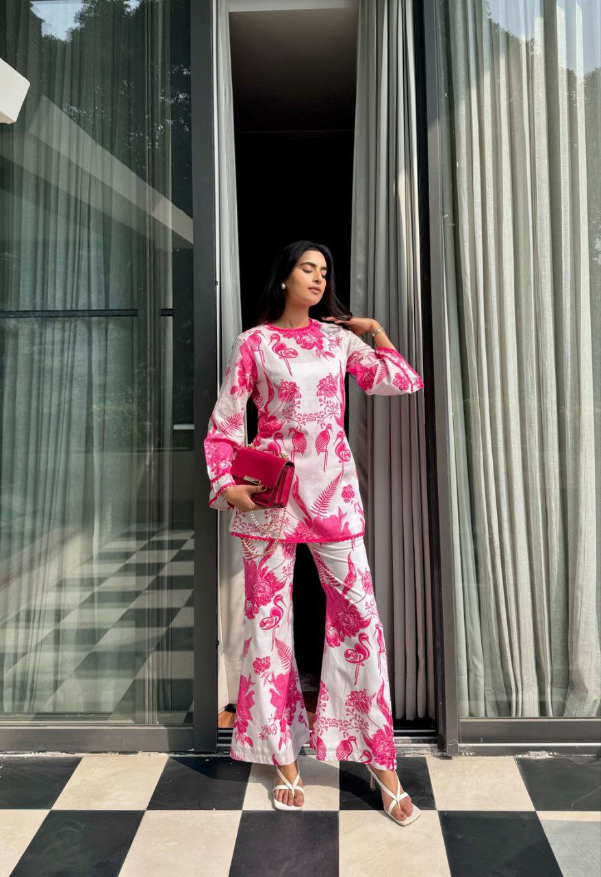 NOZ2TOZ Women's Floral Printed Stylish Co-ords Set - Swadesiicart