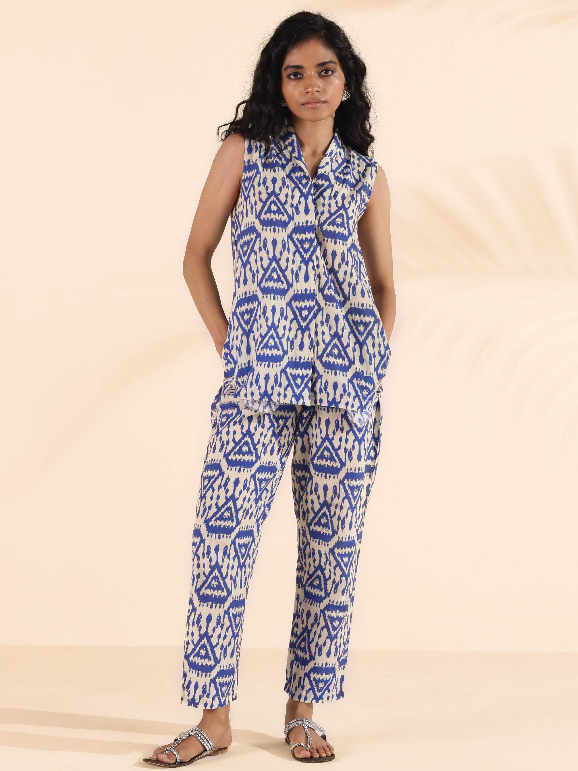 trueBrowns Blue Cotton Ikat Sleeveless Co-ord Set - Swadesiicart