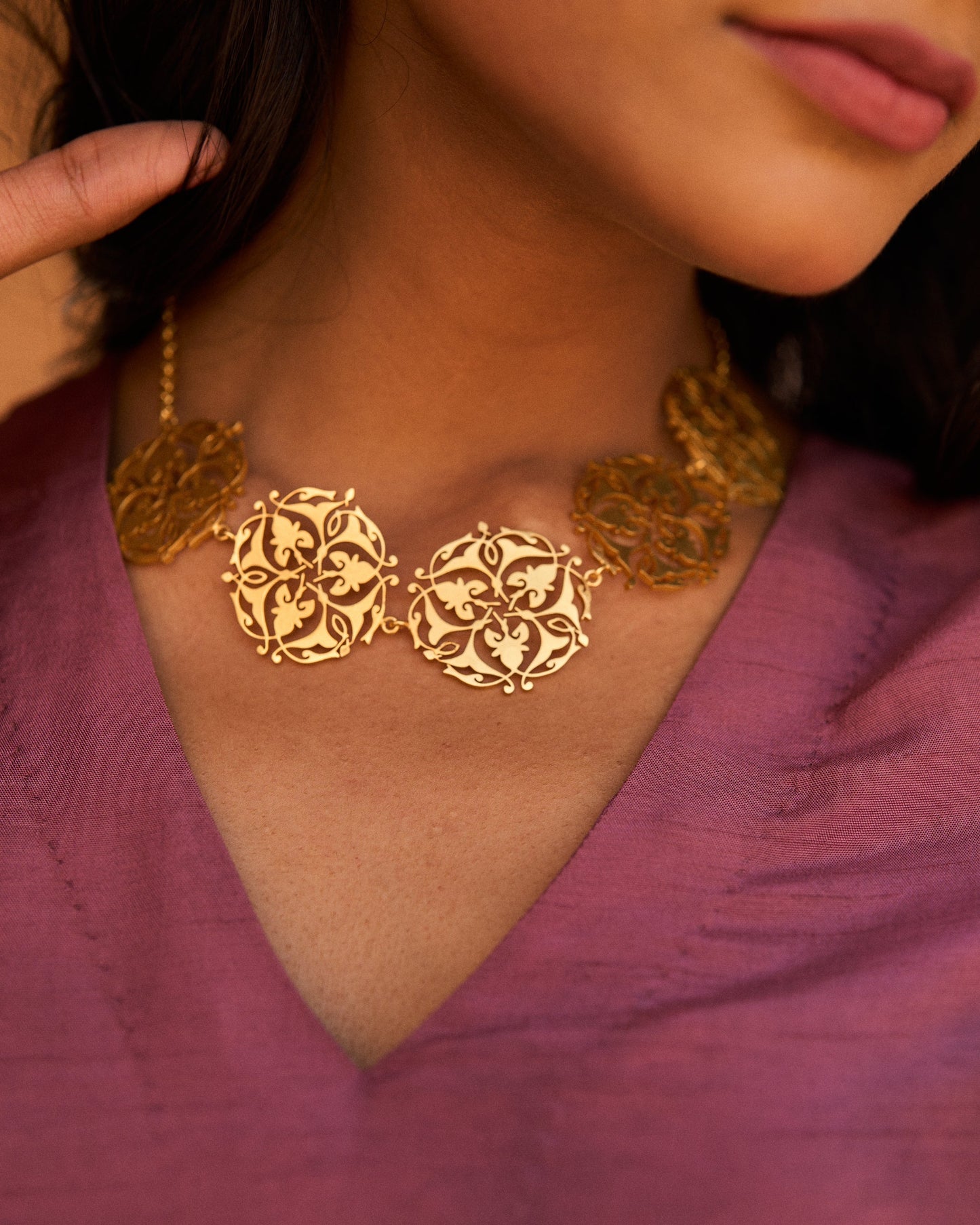 trueBrowns Gold-Polished Leaf Choker | Swadesiicart