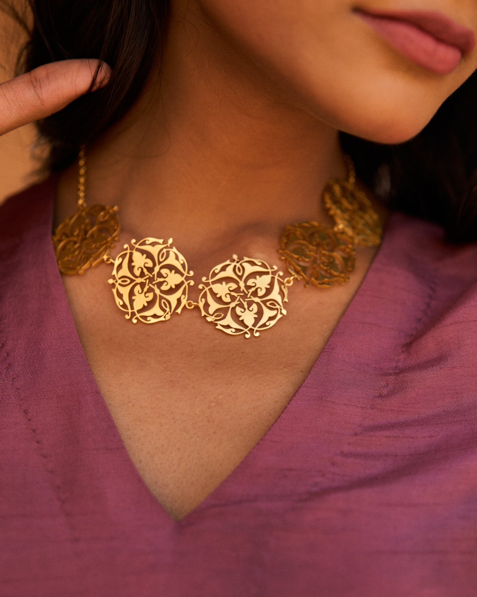 trueBrowns Gold-Polished Leaf Choker | Swadesiicart