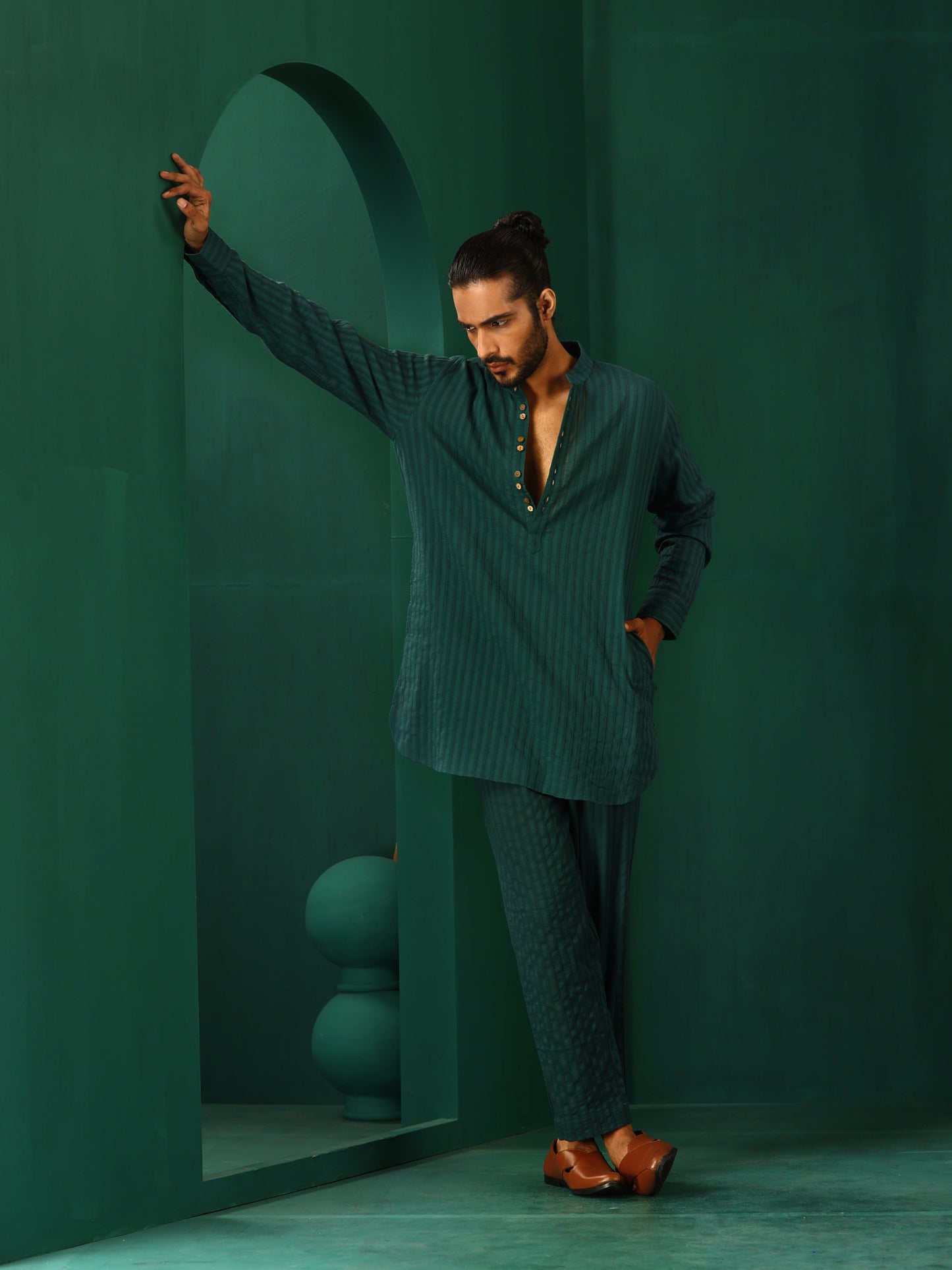 trueBrowns Men's Turquoise Dobby Co-ord Set - Swadesiicart
