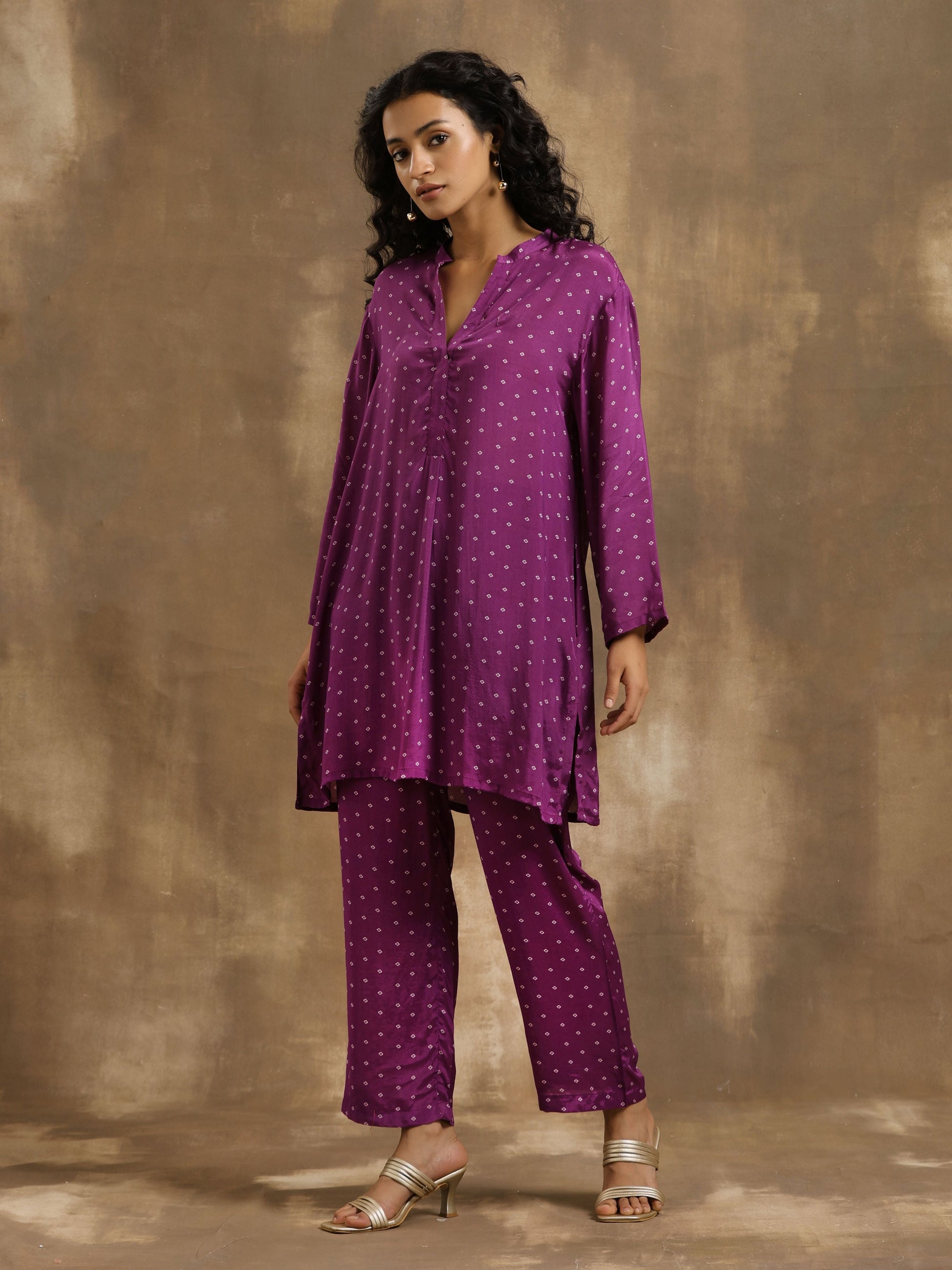 trueBrowns Purple Bandhani Printed Silk Co-Ord Set - Swadesiicart