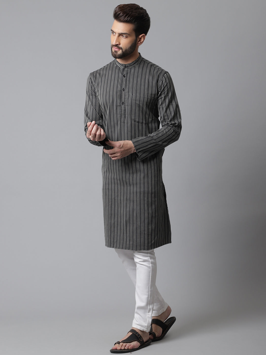 Even Apparels Black Pure Cotton Kurta With Band Collar | Swadesiicart
