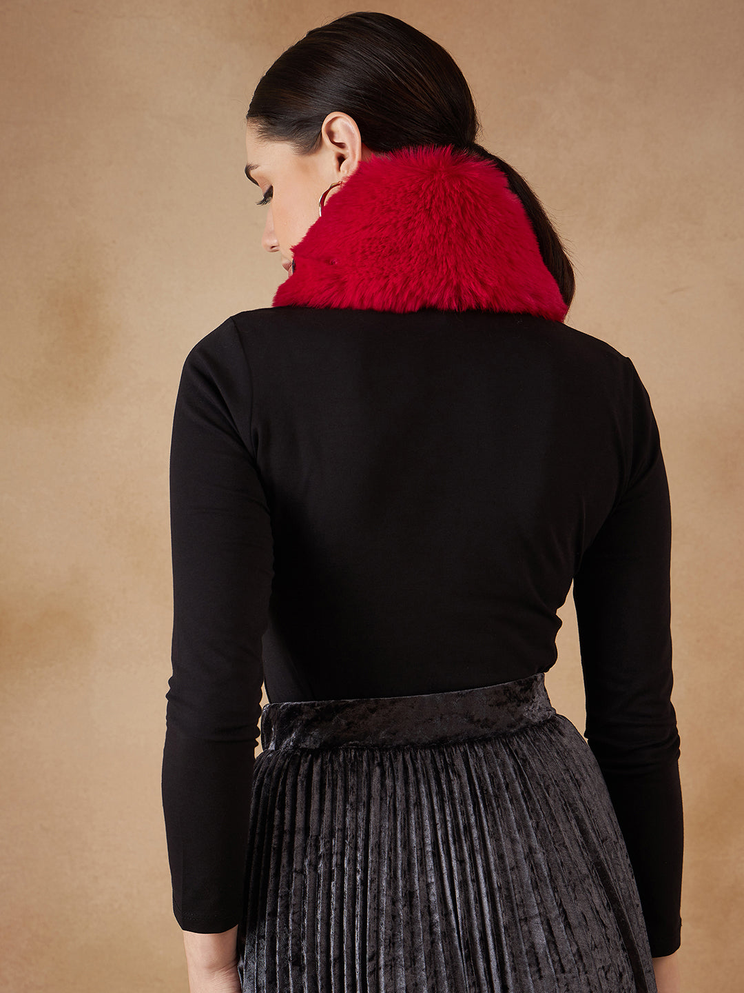 InWeave Women's Cherry Red Fur Neckpiece - Swadesiicart