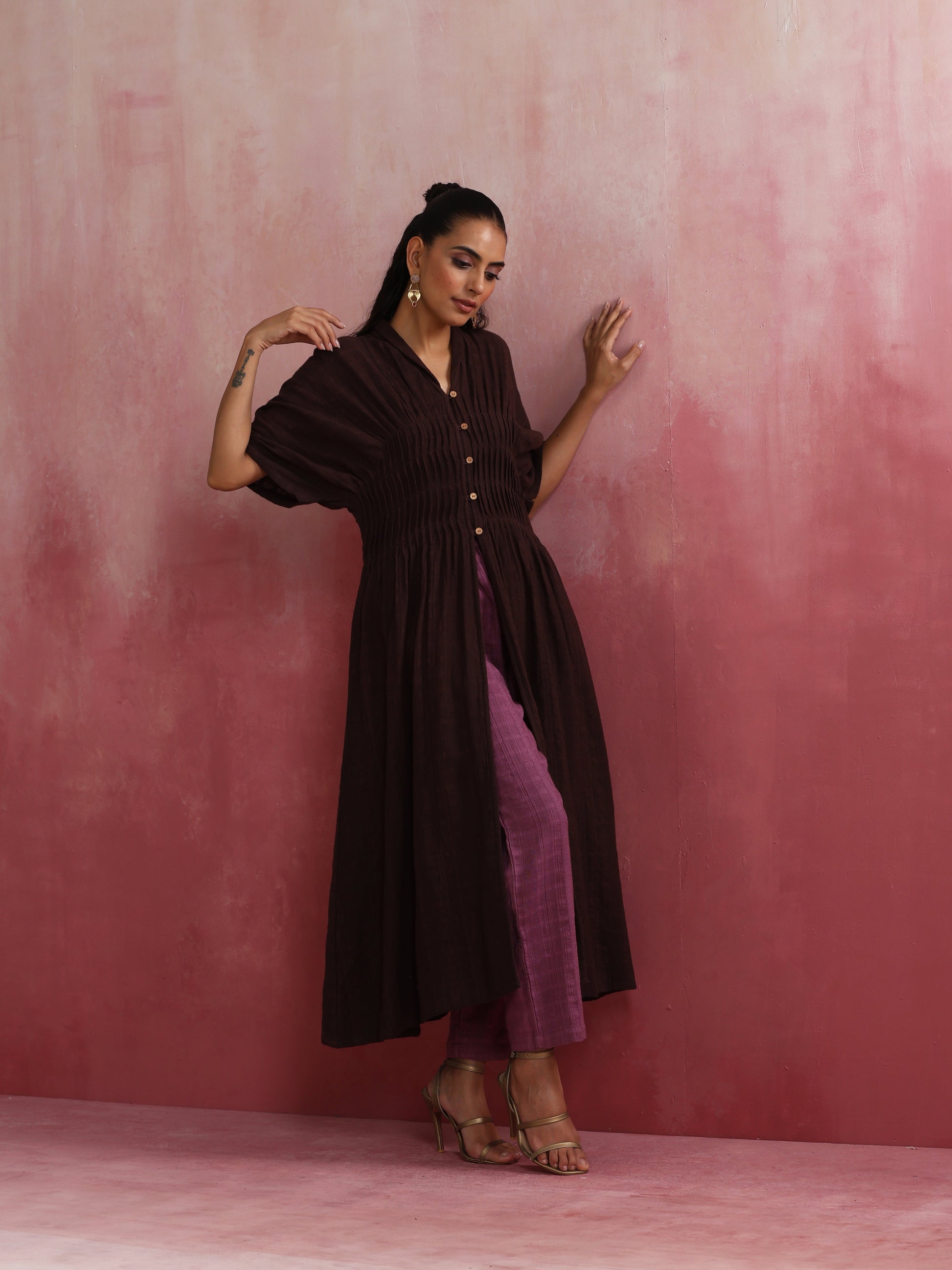 trueBrowns Cola Cotton Dobby Pleated Kurta Set | Swadesiicart