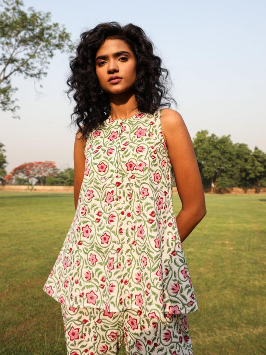 trueBrowns White Cotton Block Print Sleeveless Co-Ord set - Swadesiicart