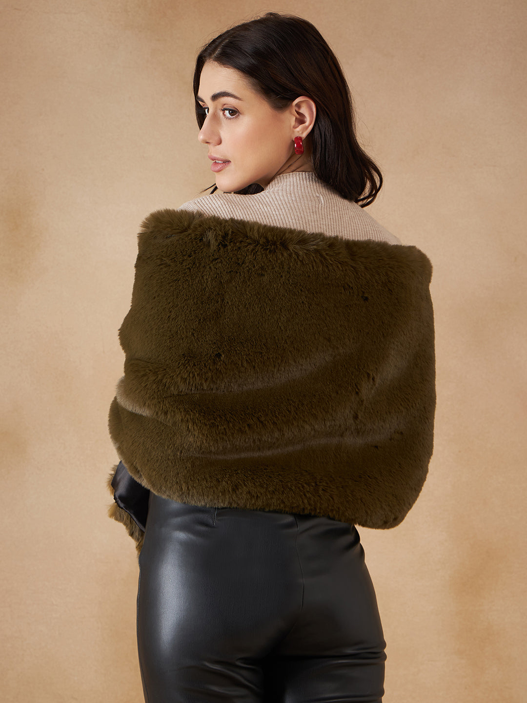 InWeave Women's Mehandi Green Long Faux Fur Cape - Swadesiicart