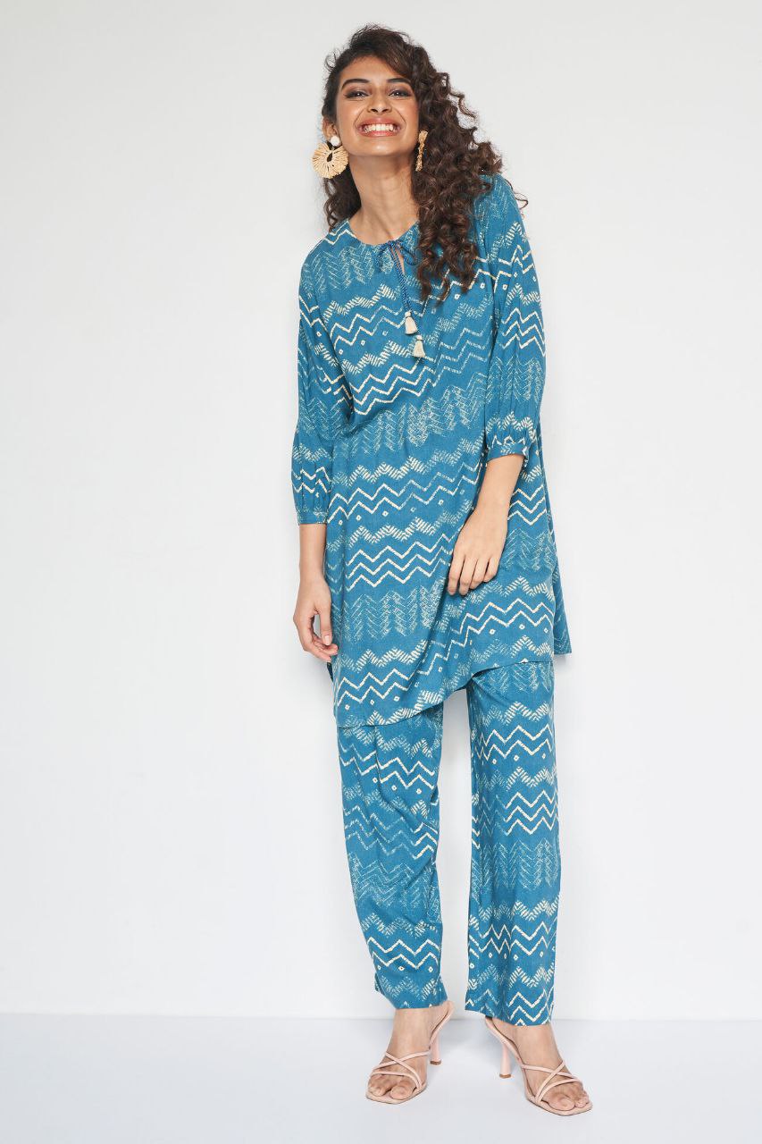 NOZ2TOZ Women's Floral Printed Knee Length Rayon Co-ords Set - Swadesiicart
